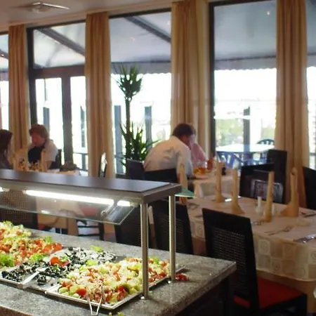 Hotell Smartline Meridian 4*