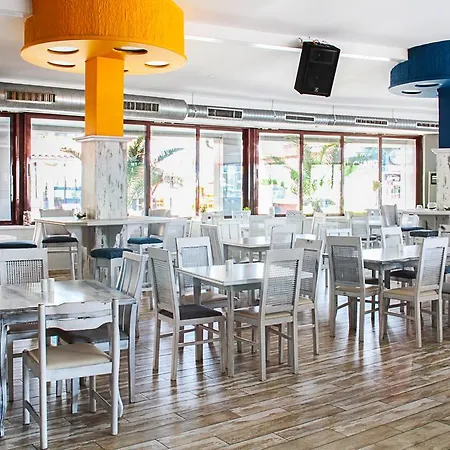 מלון Smartline Meridian 4*