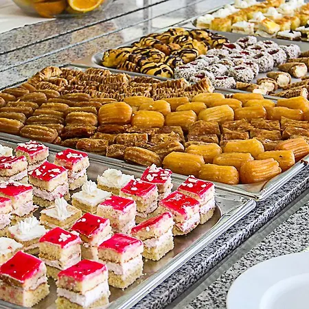 Smartline Meridian מלון 4*