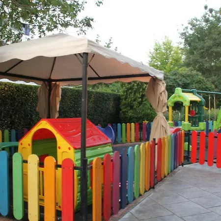 Smartline Meridian מלון סאני ביץ'