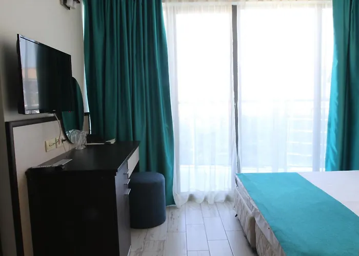 Smartline Meridian 阳光海滩